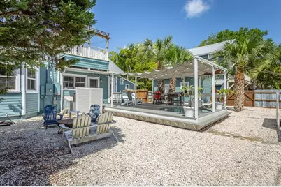 111 4th St, Apalachicola, FL 32320 - Photo 43
