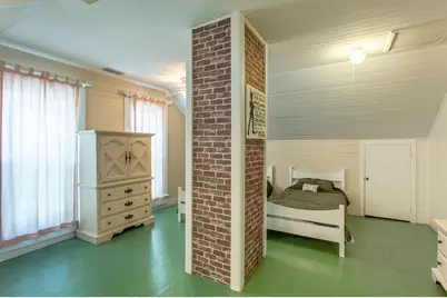 111 4th St, Apalachicola, FL 32320 - Photo 33