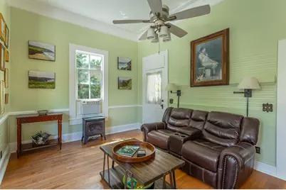 111 4th St, Apalachicola, FL 32320 - Photo 11
