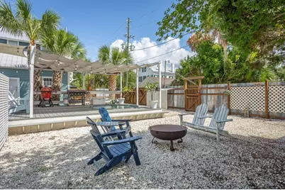 111 4th St, Apalachicola, FL 32320 - Photo 45