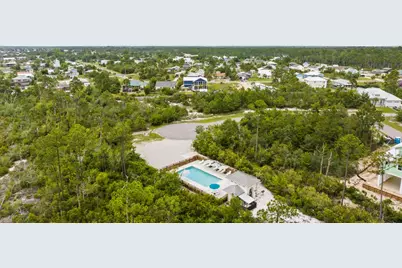 207 S Brooks Ave, Port Saint Joe, FL 32456 - Photo 3