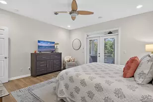 1080 W Gulf Beach Dr, Saint George Island, FL 32328 - Photo 25