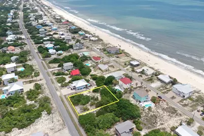 1032 W Gulf Beach Dr, Saint George Island, FL 32328 - Photo 3