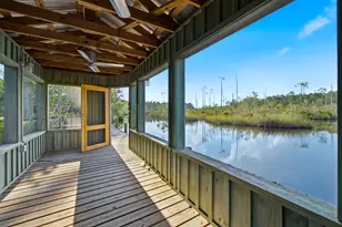 1 Lunsford Ln, Eastpoint, FL 32328 - Photo 9