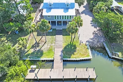 304 Wing St, Saint George Island, FL 32328 - Photo 39
