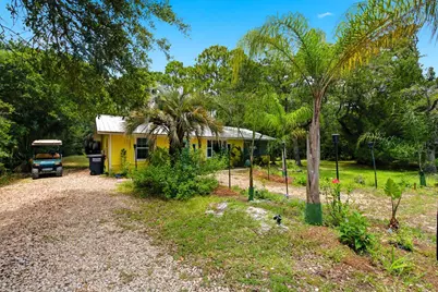 825 W Pine Ave, Saint George Island, FL 32328 - Photo 35