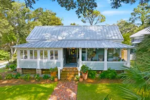 108 Ave D, Apalachicola, FL 32320 - Photo 81
