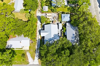 108 Ave D, Apalachicola, FL 32320 - Photo 79