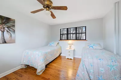 203 N Bay Shore Dr, Eastpoint, FL 32328 - Photo 37