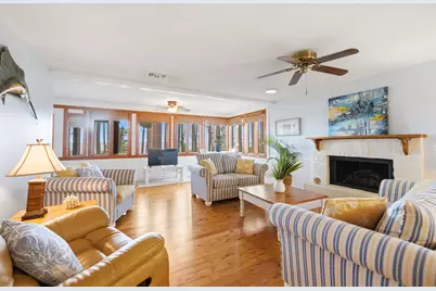 203 N Bay Shore Dr, Eastpoint, FL 32328 - Photo 5