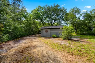 203 N Bay Shr Dr, Eastpoint, FL 32328 - Photo 47