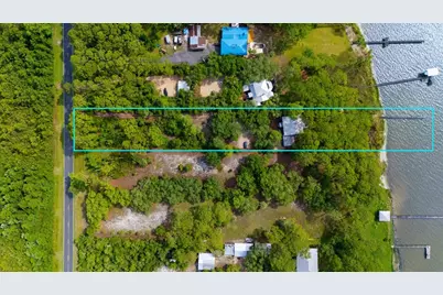 203 N Bay Shore Dr, Eastpoint, FL 32328 - Photo 7
