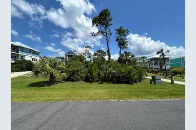 109 W Seascape Dr, Port Saint Joe, FL 32456 - Photo 3