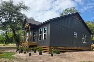 610 W 10th St, Carrabelle, FL 32322 - Photo 17