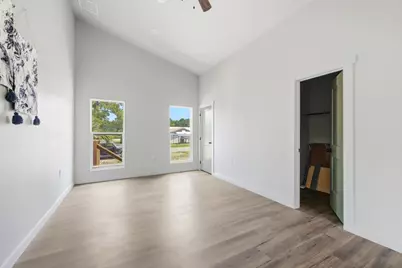 610 W 10th St, Carrabelle, FL 32322 - Photo 21