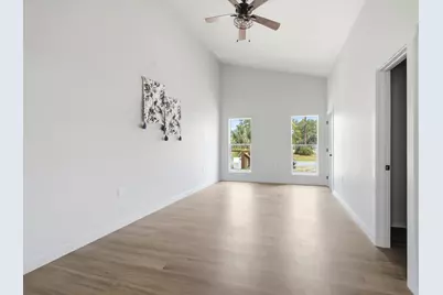 610 W 10th St, Carrabelle, FL 32322 - Photo 19