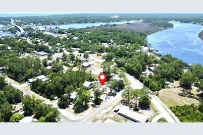 610 W 10th St, Carrabelle, FL 32322 - Photo 35