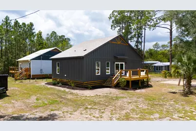 610 W 10th St, Carrabelle, FL 32322 - Photo 29