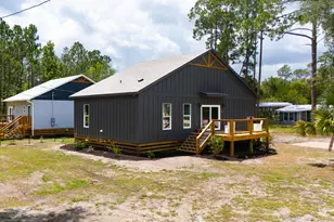 610 W 10th St, Carrabelle, FL 32322 - Photo 29