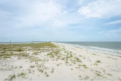 1973 Gulf Shore Dr, Carrabelle, FL 32322 - Photo 33