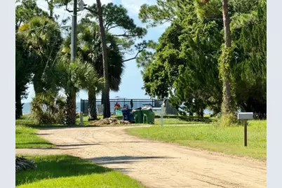 1028 Porter St #UNIT 5 BL 78, Saint George Island, FL 32328 - Photo 5