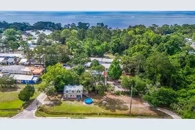 2366 Oak Ave, Lanark Village, FL 32322 - Photo 5