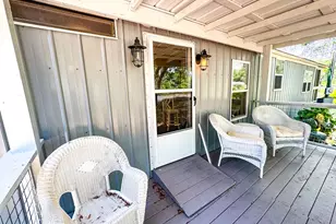 205 Marks St, Carrabelle, FL 32322 - Photo 9