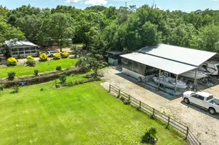 205 Marks St, Carrabelle, FL 32322 - Photo 5