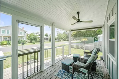 509 8th St, Port Saint Joe, FL 32456 - Photo 3