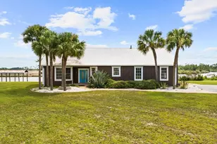301 Chapel Ln, Port Saint Joe, FL 32456 - Photo 3