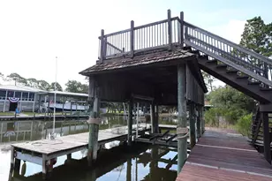 788 W Bay Shore Dr, Saint George Island, FL 32328 - Photo 15