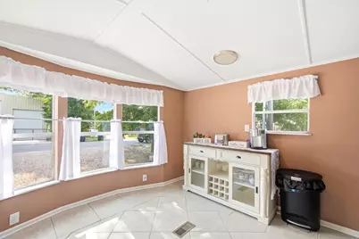 912 NE 2nd St, Carrabelle, FL 32322 - Photo 17