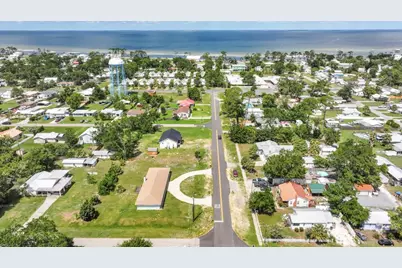 604 10th St, Port Saint Joe, FL 32456 - Photo 35