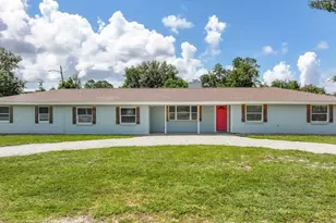 604 10th St, Port Saint Joe, FL 32456 - Photo 1
