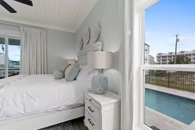 104 S 36th St, Mexico Beach, FL 32456 - Photo 19