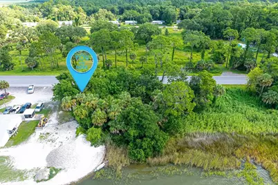 590 Hwy 98, Apalachicola, FL 32320 - Photo 1