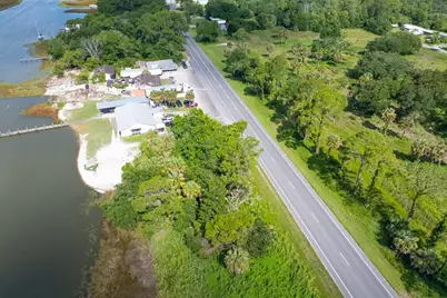 590 Hwy 98, Apalachicola, FL 32320 - Photo 5