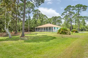 9 Hammock Cove Rd, Eastpoint, FL 32328 - Photo 13