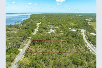 150 N Bay Shore Dr, Eastpoint, FL 32328 - Photo 3