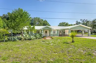 1306 Owens Ave, Carrabelle, FL 32322 - Photo 3