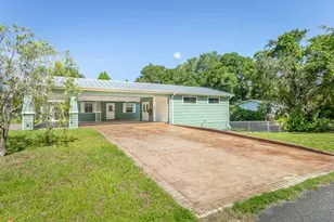 1306 Owens Ave, Carrabelle, FL 32322 - Photo 7