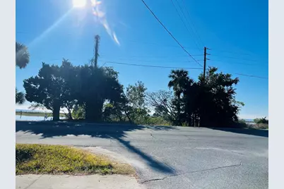 399 Hwy 98, Eastpoint, FL 32328 - Photo 11