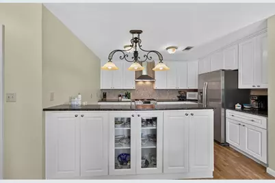 191 N Bay Shore Dr, Eastpoint, FL 32328 - Photo 13