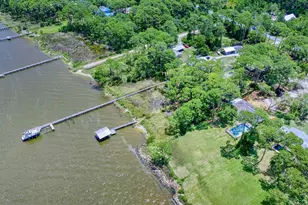 191 N Bay Shr Dr, Eastpoint, FL 32328 - Photo 7