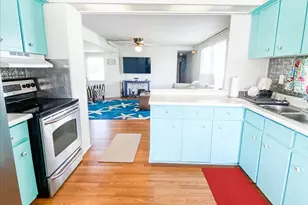 402 Georgia Ave, Mexico Beach, FL 32456 - Photo 9