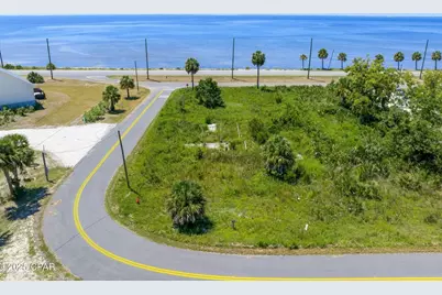 2411 Victoria Ave, Port Saint Joe, FL 32456 - Photo 5