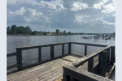 301 W 12th St, Carrabelle, FL 32322 - Photo 9