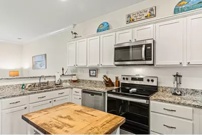 109 S 38th St, Mexico Beach, FL 32456 - Photo 11