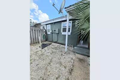 34-3 Holland Ave, Lanark Village, FL 32323 - Photo 13