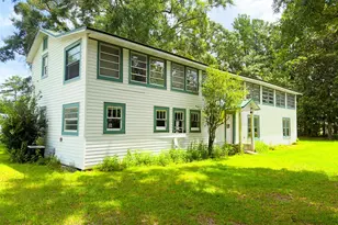 31839 SW Fox St, Bristol, FL 32321 - Photo 1